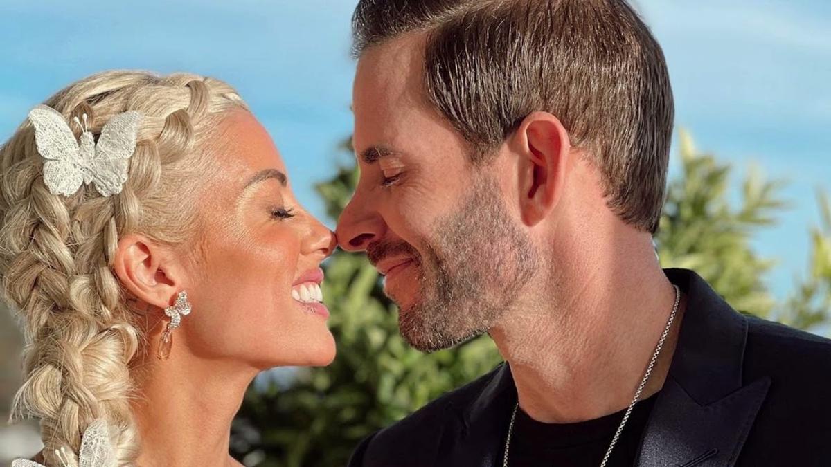 'Video thumbnail for Heather Rae and Tarek El Moussa Marriage Images'