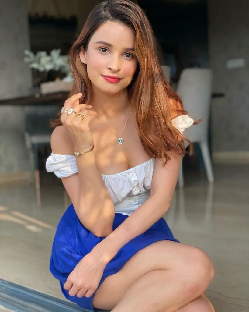 Chetna Pande Age, Wiki, Height, Boyfriend, Affairs & More 7 Chetna Pande hot sexy Images, Pics