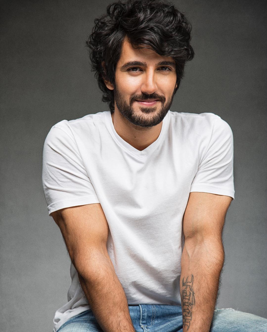 Aditya Seal Age, Wiki, Family, Education, Girlfriend, Affairs & More