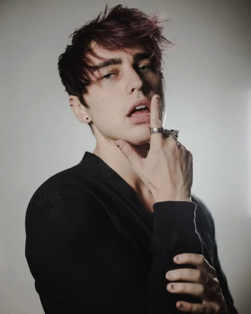 Colby Brock Age, Wiki, Height, Girlfriend, Family, Net Worth