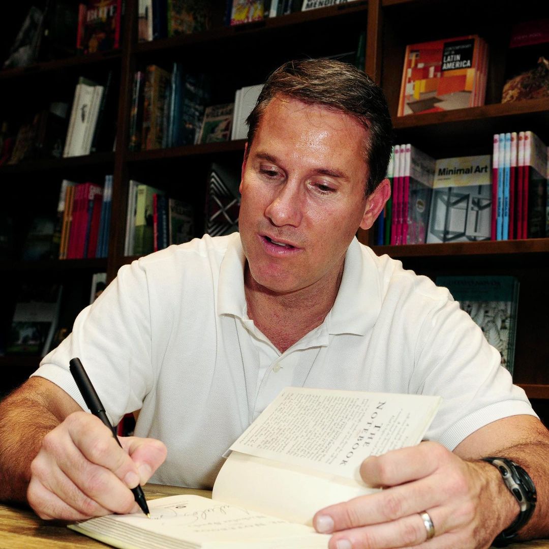 Nicholas Sparks Age, Wiki, Biography, Wife, Net Worth