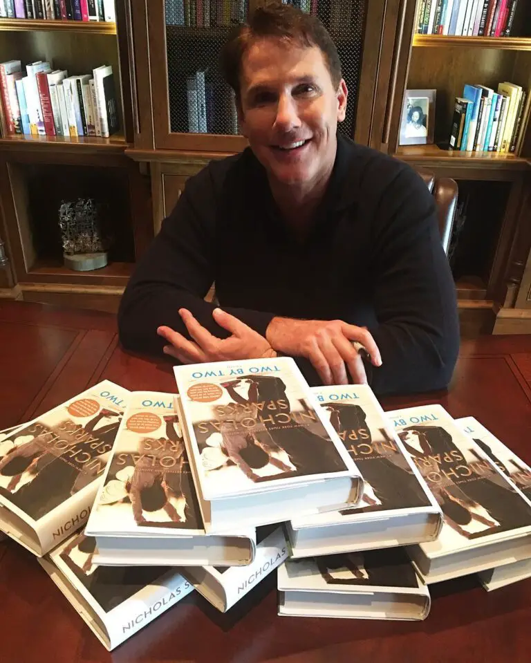 Nicholas Sparks Age, Wiki, Biography, Wife, Net Worth