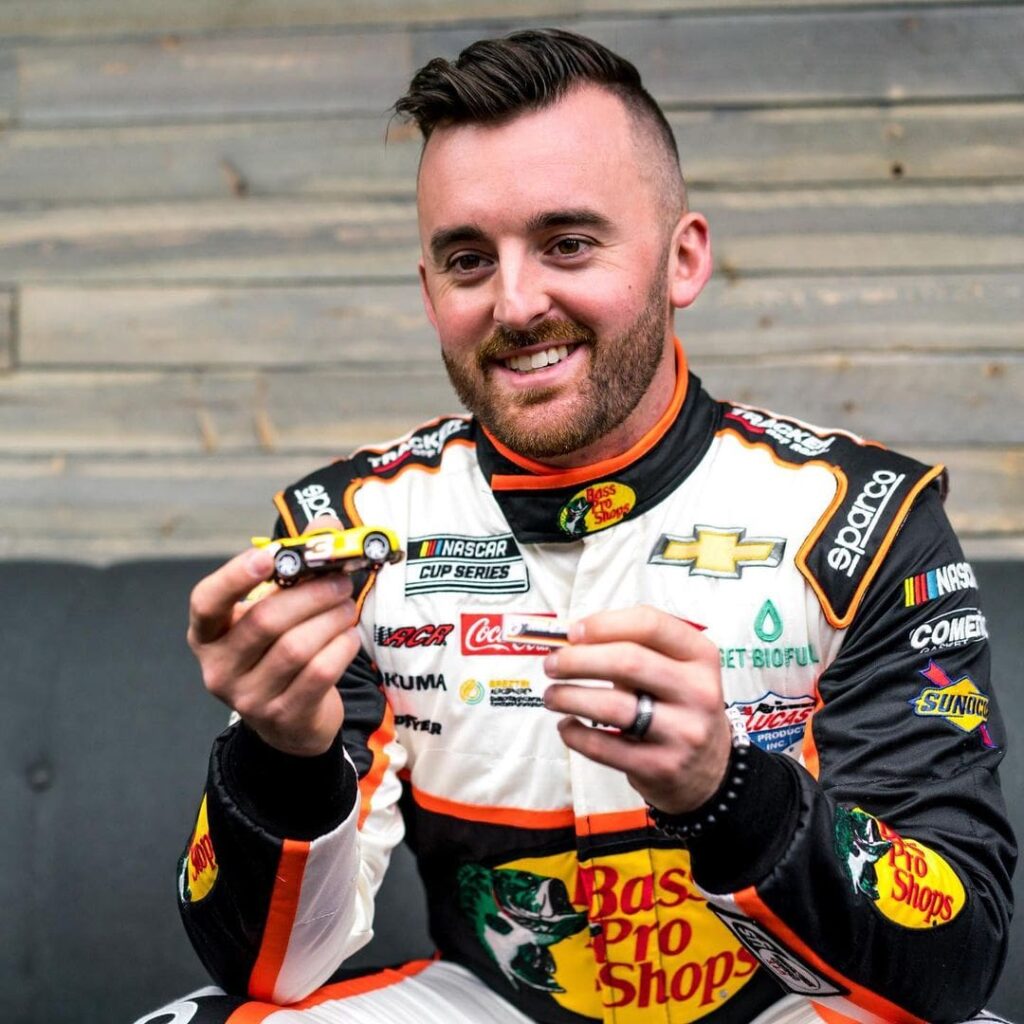 Austin Dillon Age, Wiki, Wife, Net Worth, Height, Son, Family